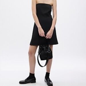 GAP Stretch Strapless Mini Dress in Black